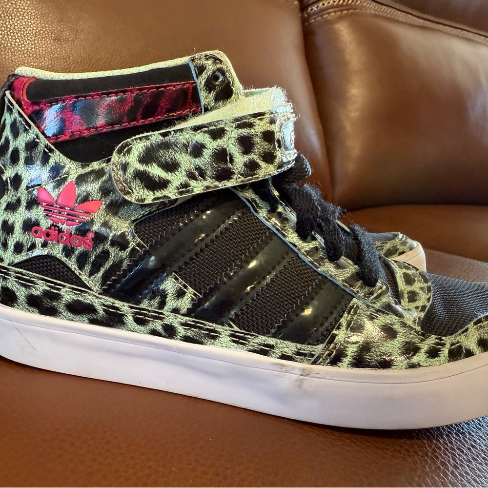 Sneakers Adidas. - Picture 2 of 8